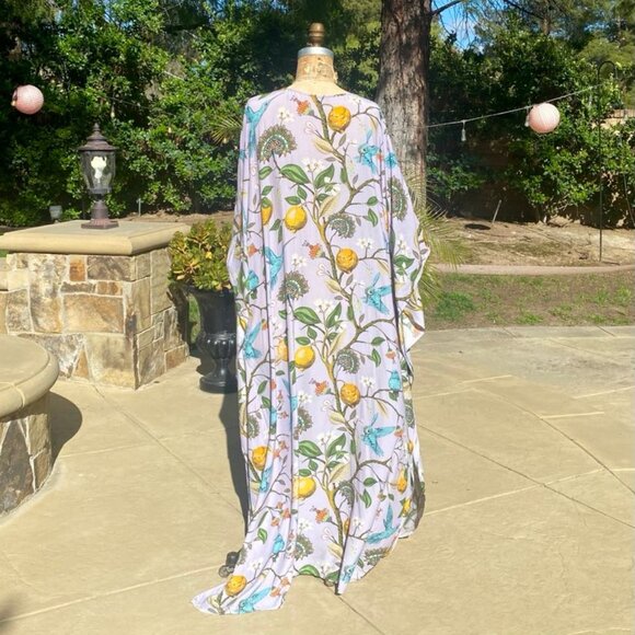 Nicoblu Flora Kaftan Lavender Hummingbird Print Plus Size Beach Swim Cover Up - Picture 6 of 11